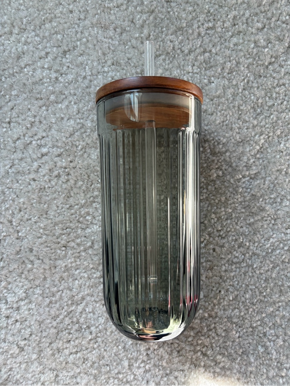 Hearth & Hand Green Glass Tumbler with Wood Lid and Straw - Picture 2 of 5